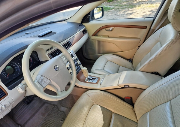 Volvo XC 70 cena 40900 przebieg: 230000, rok produkcji 2008 z Puławy małe 191
